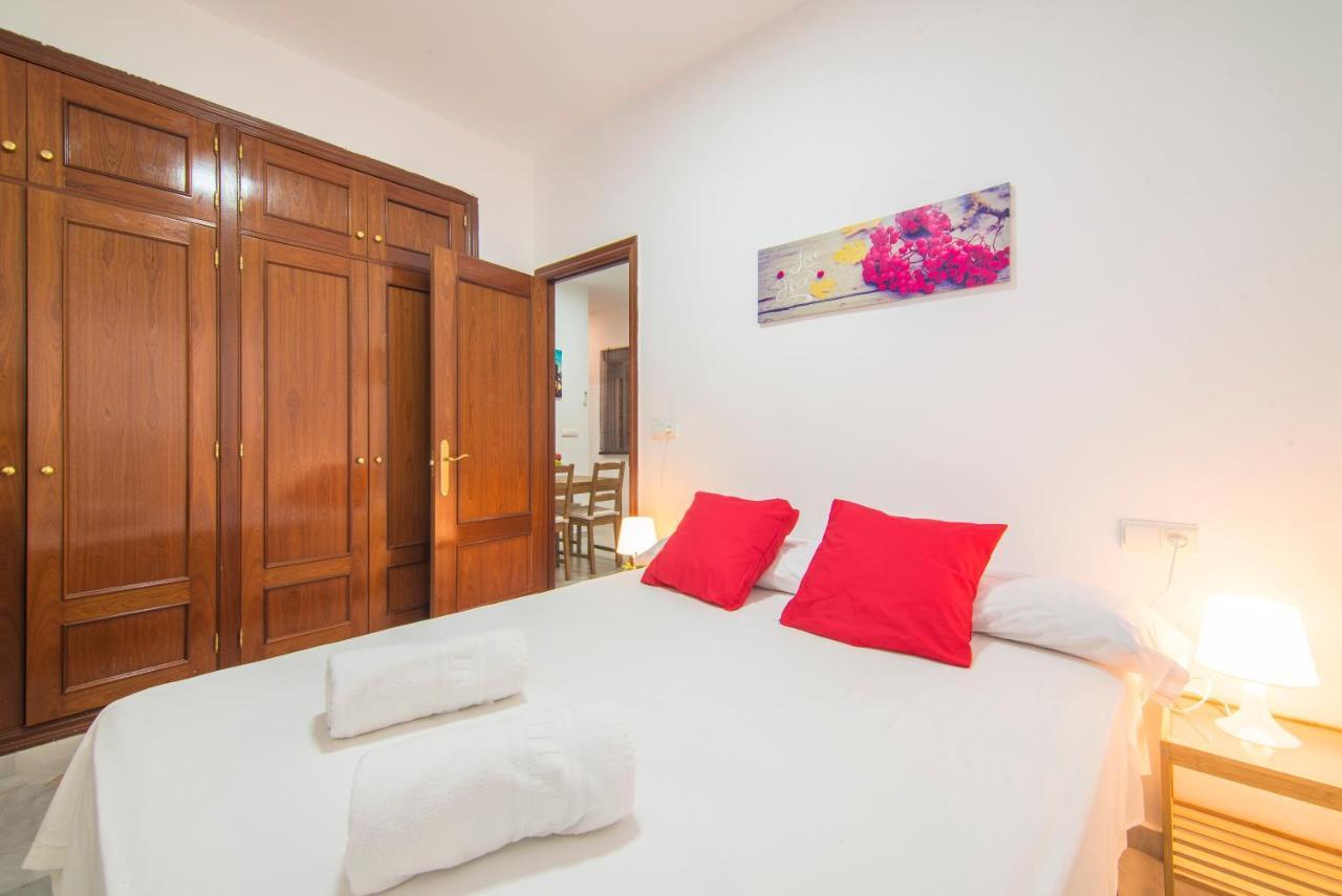 Apartamentos Granata Granada Buitenkant foto