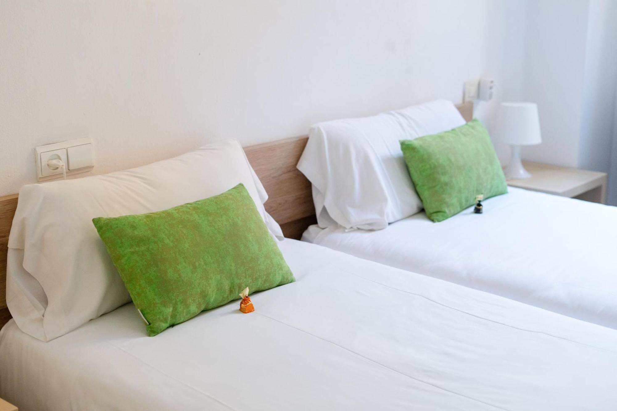 Apartamentos Granata Granada Buitenkant foto